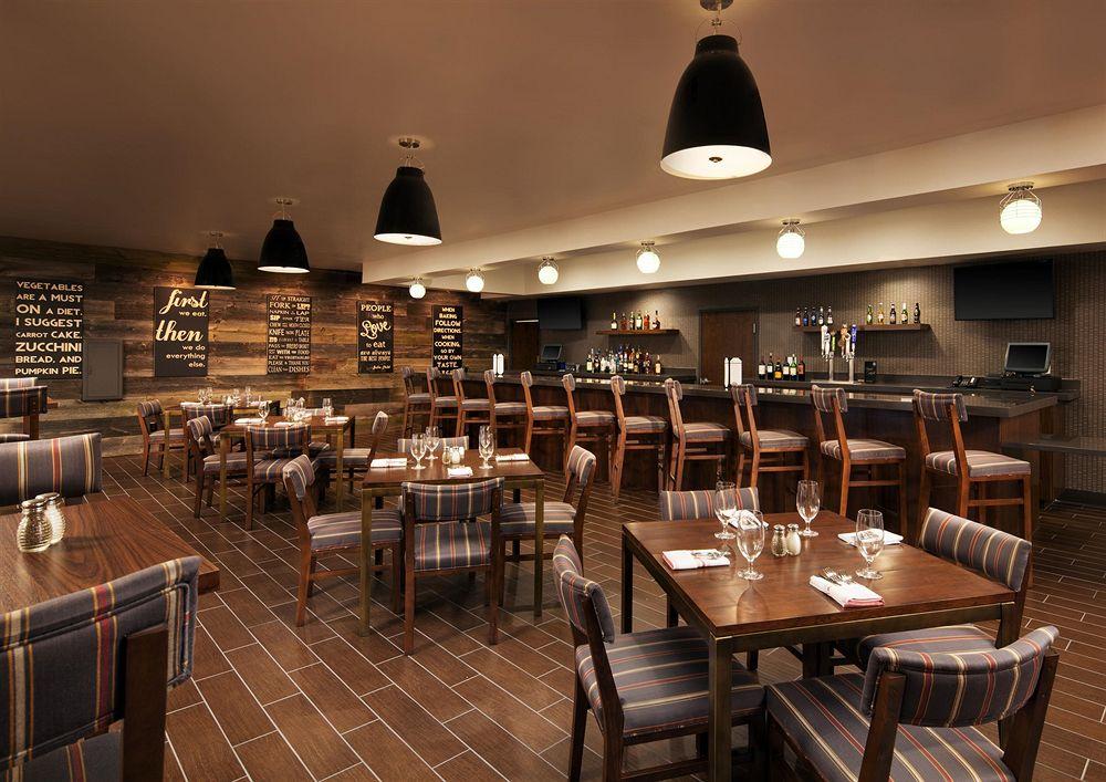 Four Points By Sheraton Phoenix South Mountain מראה חיצוני תמונה