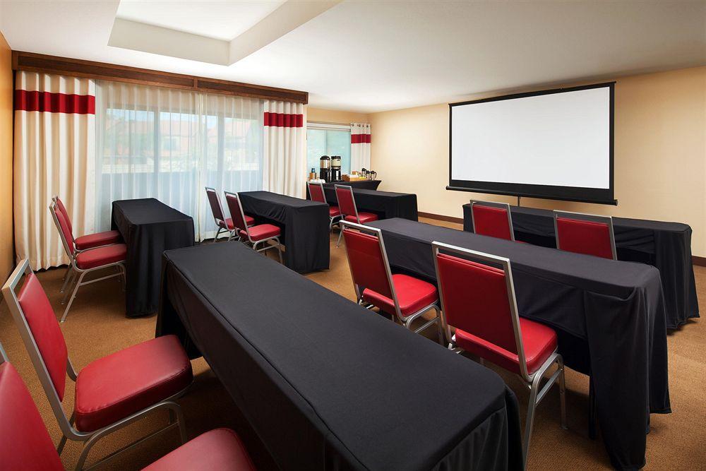 Four Points By Sheraton Phoenix South Mountain מראה חיצוני תמונה
