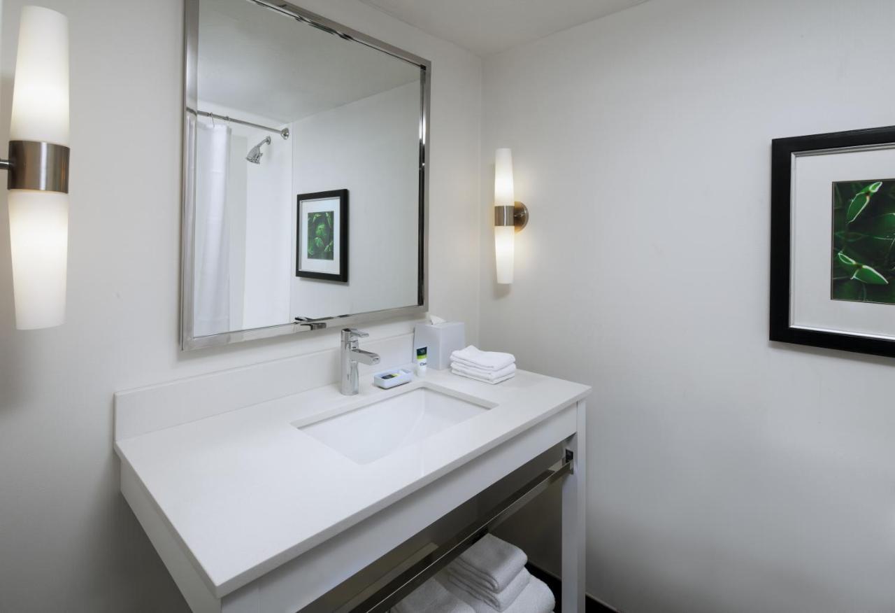 Four Points By Sheraton Phoenix South Mountain מראה חיצוני תמונה