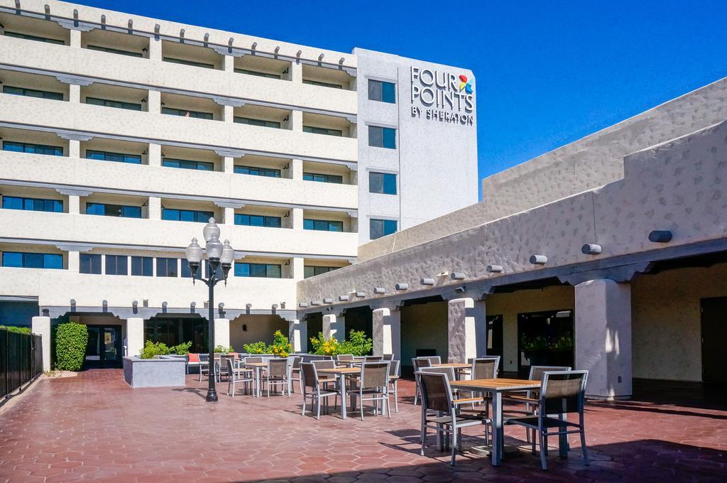 Four Points By Sheraton Phoenix South Mountain מראה חיצוני תמונה