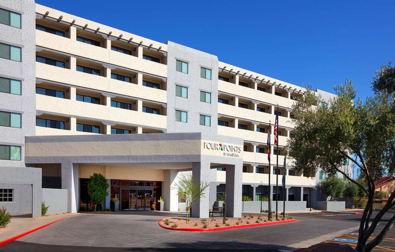 Four Points By Sheraton Phoenix South Mountain מראה חיצוני תמונה