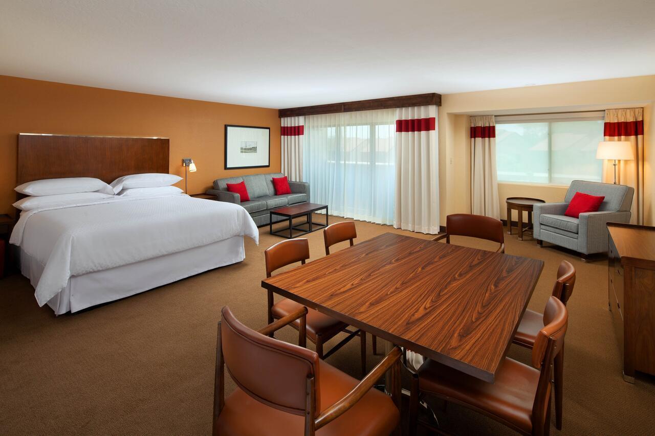 Four Points By Sheraton Phoenix South Mountain מראה חיצוני תמונה